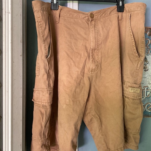 Mens cargo khaki short size 38 - Picture 1 of 3
